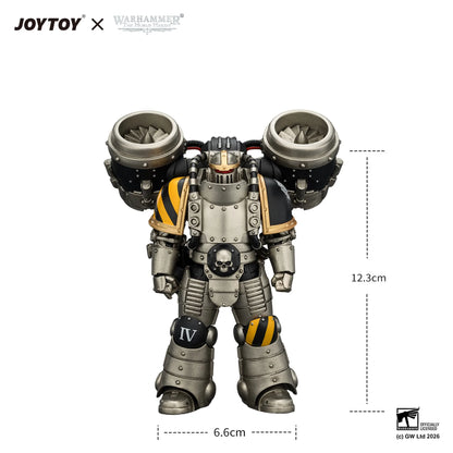 Iron Warriors MkII Assault Legionary 2 with Bolt pistol & Heavy chain axe