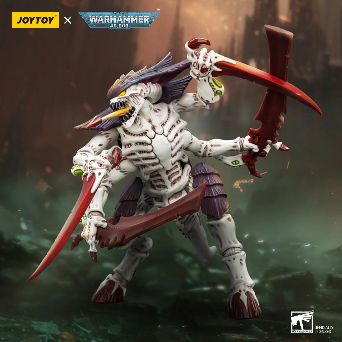 tyranids action figure with red and brown weapons on a white background, featuring Joytoy and Warhammer 40k logos.